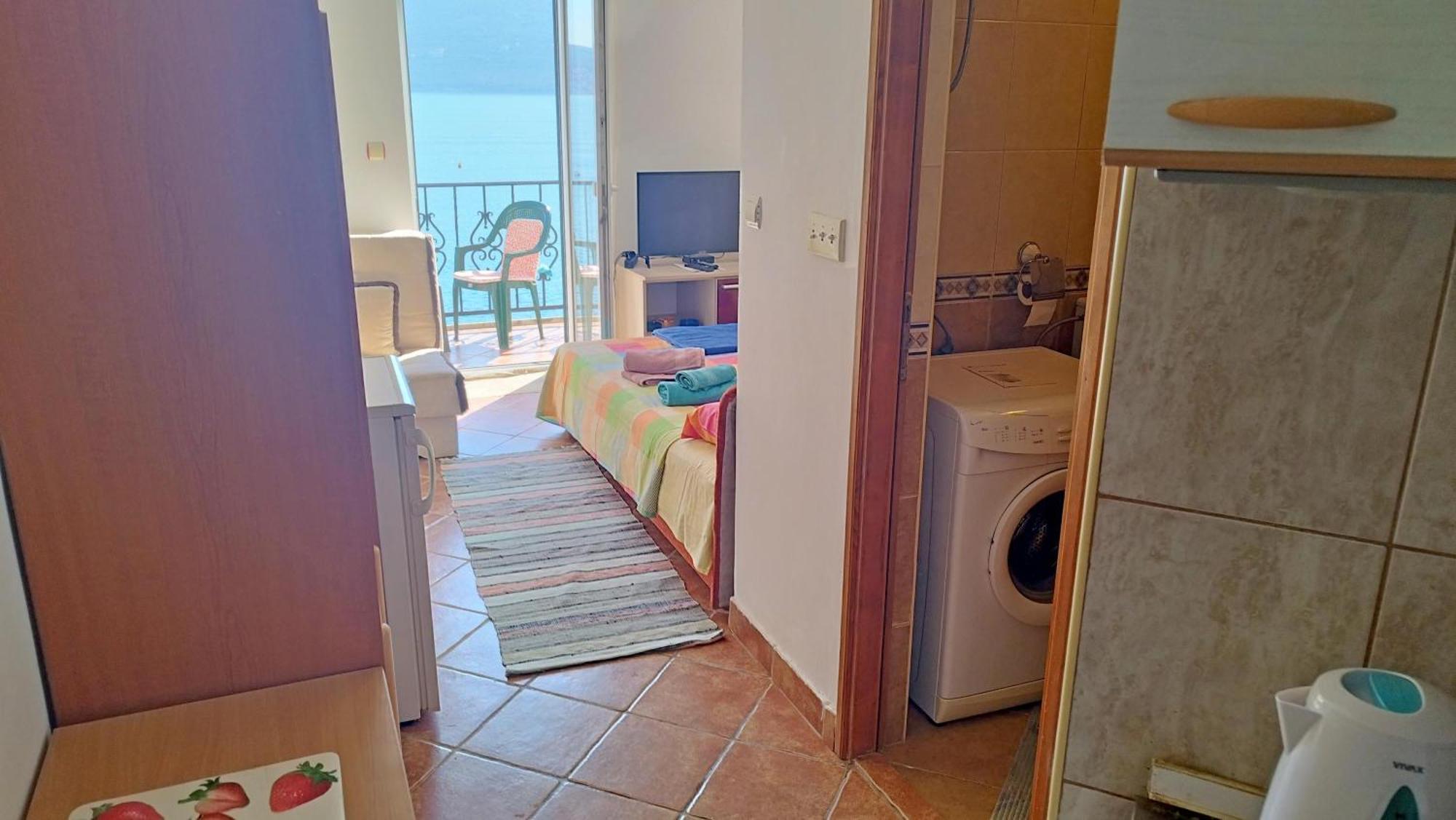 Rooms Beba Herceg Novi Bagian luar foto