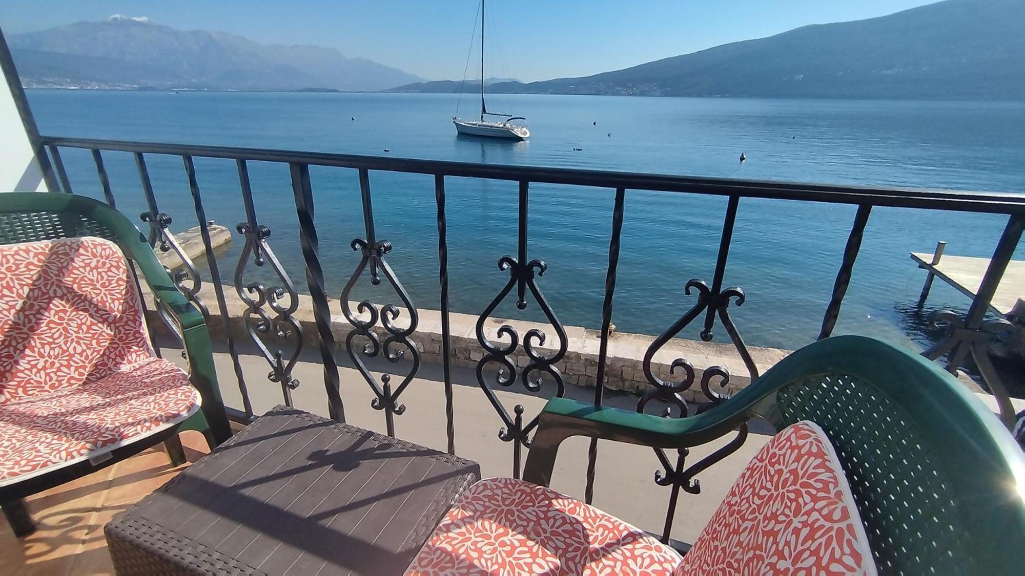 Rooms Beba Herceg Novi Bagian luar foto