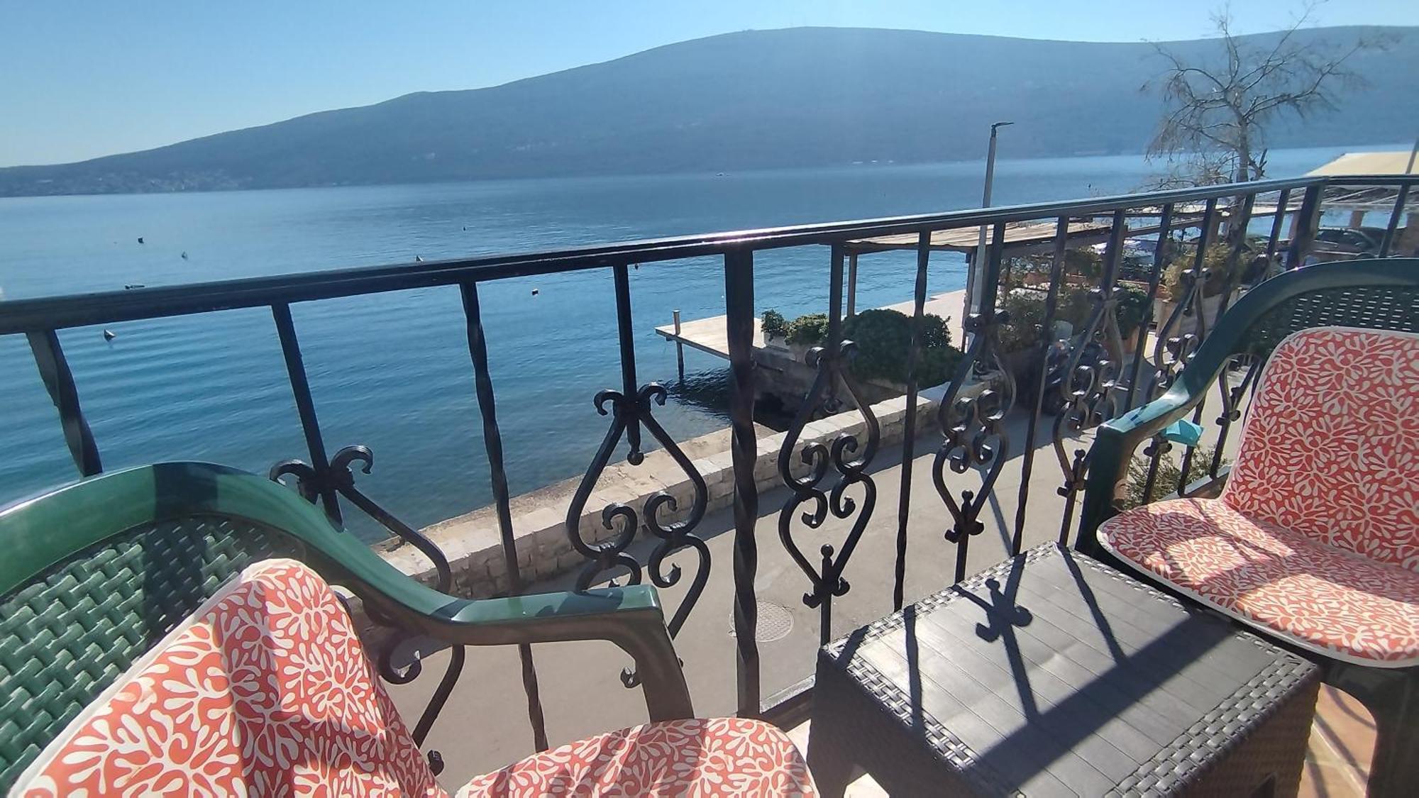 Rooms Beba Herceg Novi Bagian luar foto