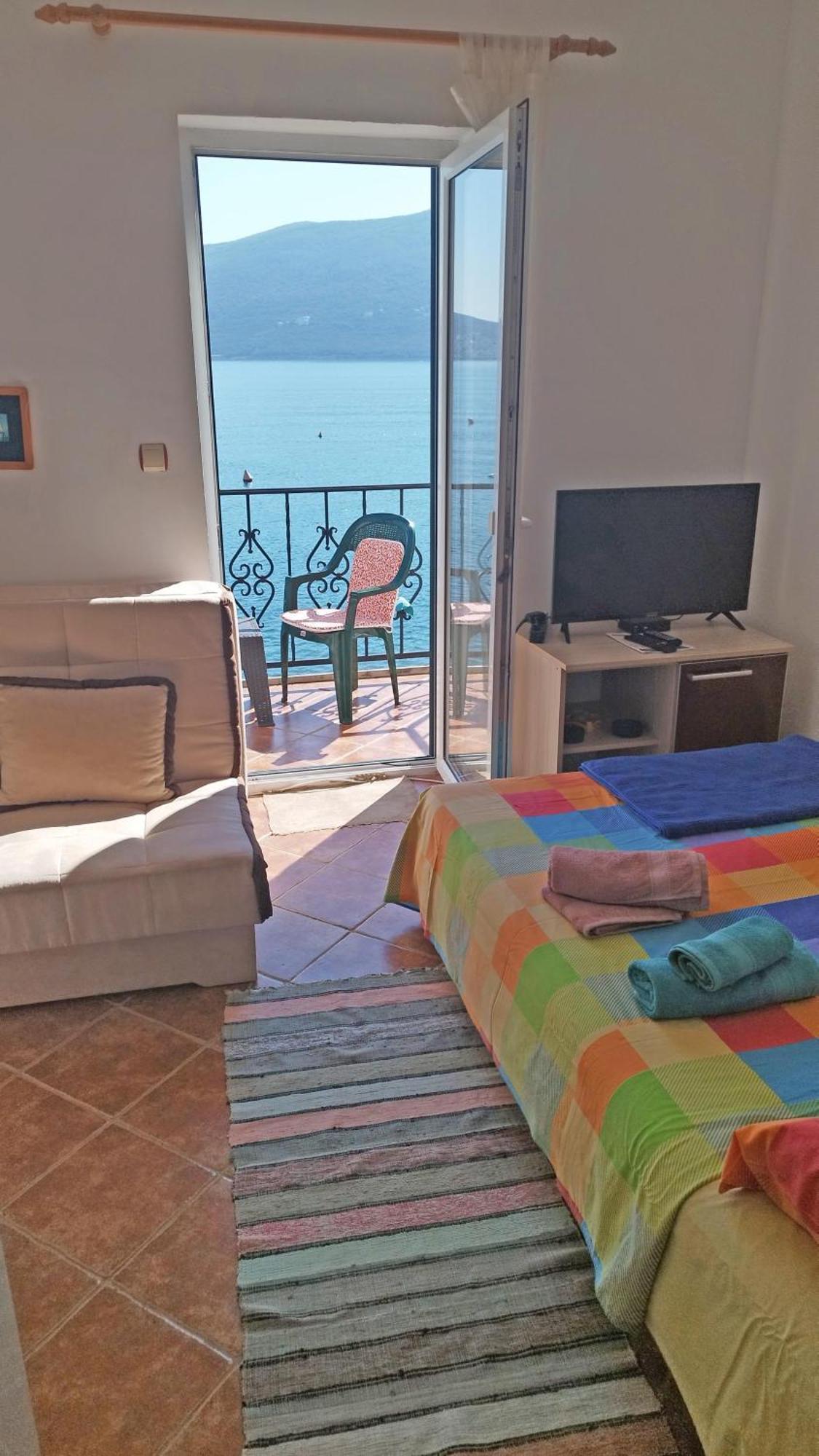 Rooms Beba Herceg Novi Bagian luar foto